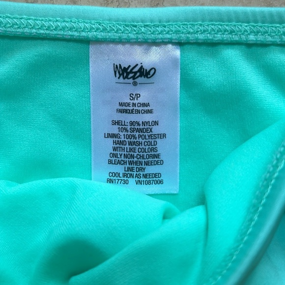 2 piece bathing suit - Picture 2 of 5